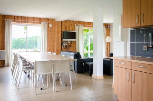 Photo de la galerie de l'établissement Ancienne Ferme Rénovée La Grange, à Angoisse