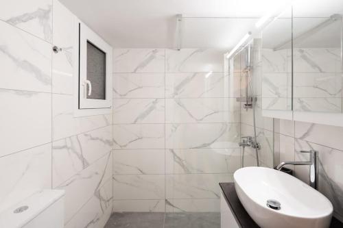 Unique Urban Gem in Neapoli Exarcheia