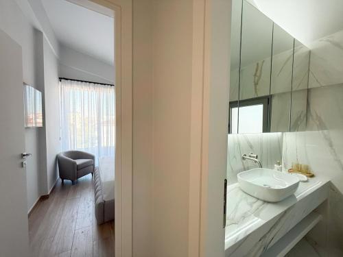 The Mint House - Alimos