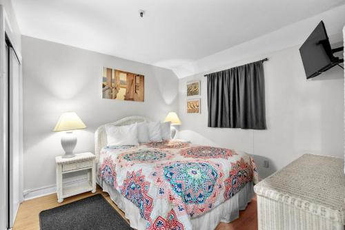 Postel nebo postele na pokoji v ubytování Myrtle Beach Resort B436