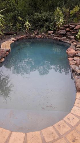 Kolam renang di atau dekat dengan Honey Nest Camp
