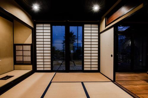 Nishijin Itsutsuji