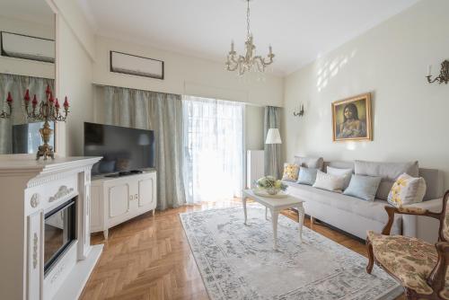 Brand New Luxury Apt Below Acropolis