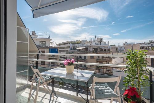 Brand New Luxury Apt Below Acropolis