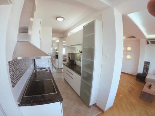 Køkken eller tekøkken på Lavender Apartment