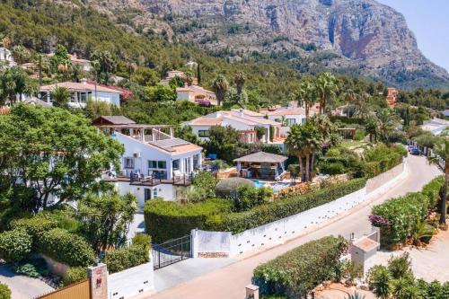 Villa Nirvana by Villa Plus