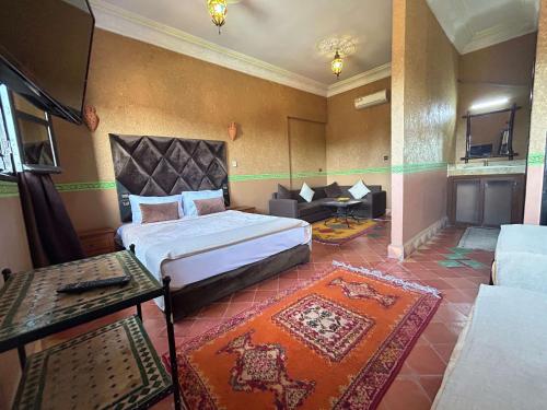 Postel nebo postele na pokoji v ubytování Hotel Zagour - Luxury hotel in Zagora