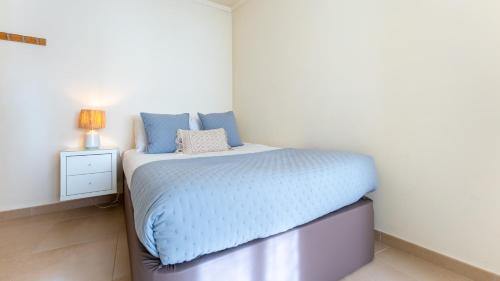 Modern 3 BDR Duplex House with Terrace by LovelyStay