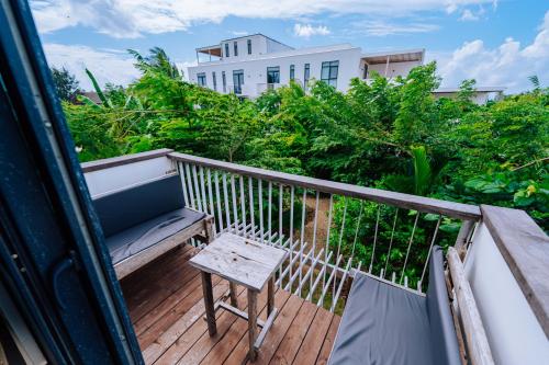 Μπαλκόνι ή βεράντα στο Zanzibar Stays - Paje Accommodation Collection