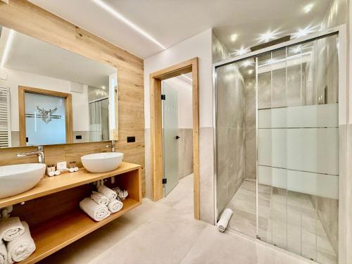 B&B Family Accommodation Canazei SKI-IN SKI-OUT photo 3