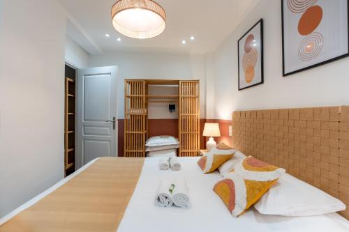 NEW - Designer Flat for 4 pp