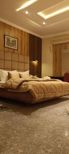 a large bed in a large room with at MEDINA ORAN in Oran