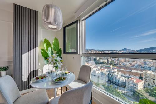 XPCE SKY TOWERS - Parking Free