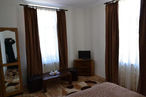 Μια τηλεόραση ή/και κέντρο ψυχαγωγίας στο Porto Franco Residence