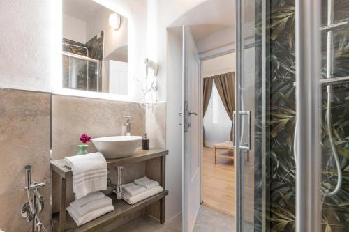 Ένα μπάνιο στο Casa il Mercante