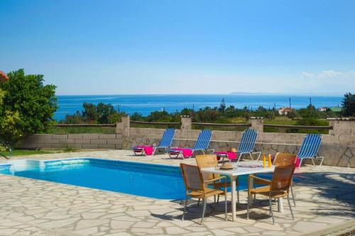 Villa Elaia by Villa Plus