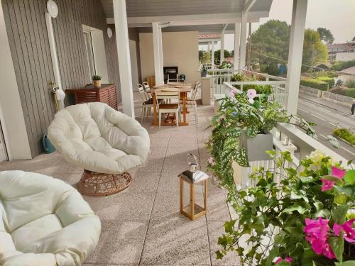 Magnifique appartement climatisé 70 m2, Grande terrasse 42 m2, classé 4 étoiles