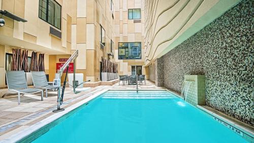 TownePlace Suites by Marriott San Antonio Downtown Riverwalk Image