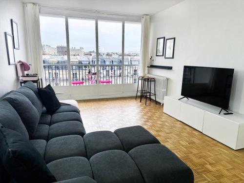 Best Eiffel Tower View Apartment