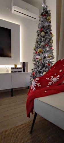 Μια τηλεόραση ή/και κέντρο ψυχαγωγίας στο EMEM luxury apartment