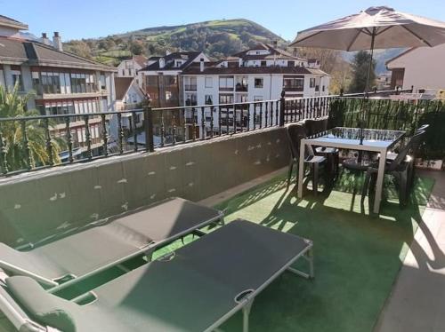 Nespecifikovaný výhled na hory nebo výhled na hory při pohledu z apartmánu