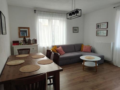Posezení v ubytování Apartament z Napoleonem w tle
