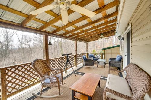 Gallery image of Knoxville Home On-Site Hiking and Outdoor Kitchen! in Knoxville