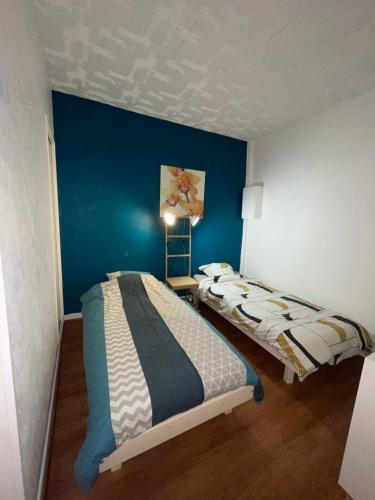 Studio N•2 avec patio en plein cœur de la ville