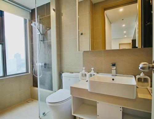Ένα μπάνιο στο Gió's Condonium - The SÓNG Vũng Tàu, Infinity Pool & HighClass Complex