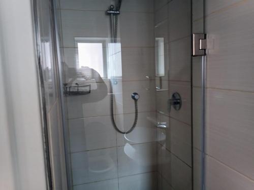 Et badeværelse på Oceanic 24 North Beach