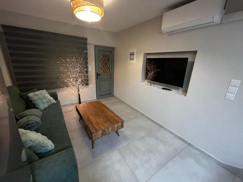 Allou home 26