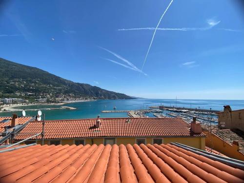 Bay Menton Sea View Old Town