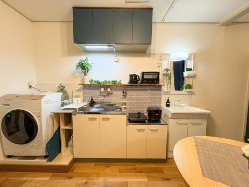 MICHI STAY,大国町駅すぐ近く,難波駅まで1駅2分の好立地,Guest House