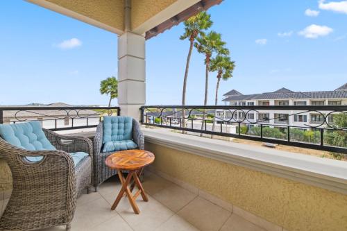Balcon ou terrasse dans l'établissement The Bellafonte - Luxury Oceanfront Hotel