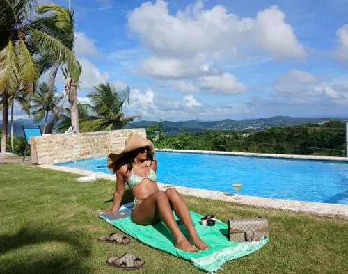 Swim & Paint Art Retreat
