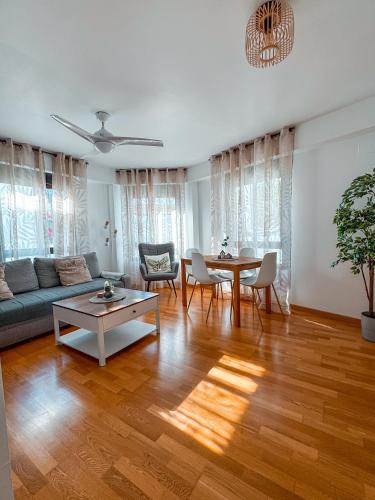 "Susurros de la Piedra Escrita"