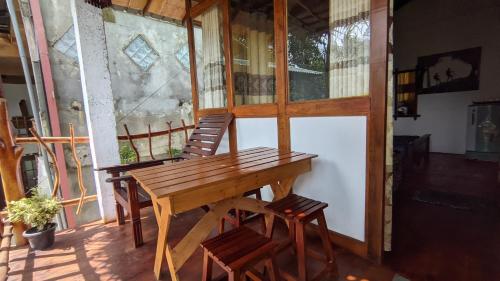 Balkón nebo terasa v ubytování Mid Scenery Home Stay