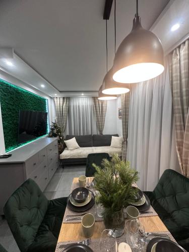 Χώρος καθιστικού στο Domek Tatrzańskie Źródło, PKP, jacuzzi, centrum Zakopane