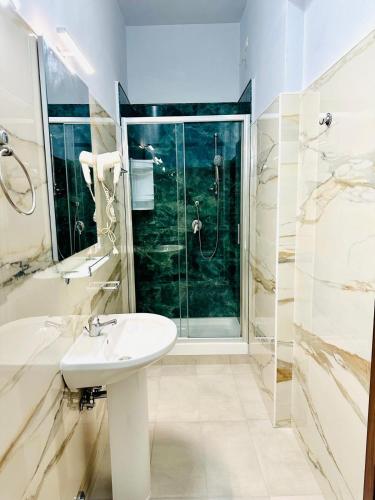 Termini luxury home