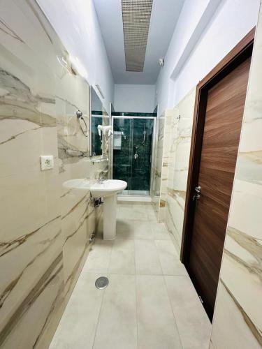 Termini luxury home