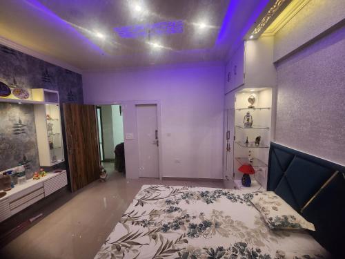 Ένα ή περισσότερα κρεβάτια σε δωμάτιο στο Vista view Apartment