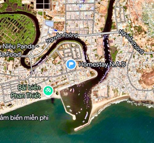 a map of a river with a map of a city at Homestay NAD nguyên căn tại Phan Thiết in Ấp Sung Xuân