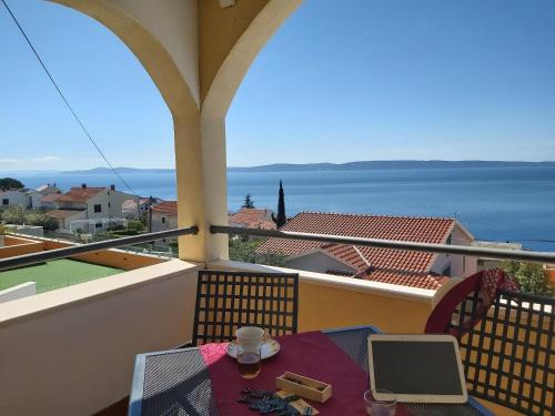 Heated swimming pool, stunning sea view terrace a9