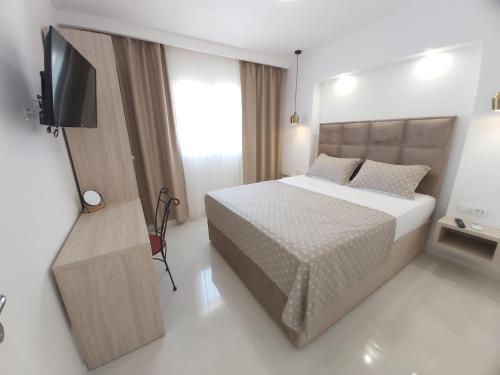 Heated swimming pool, stunning sea view terrace a6