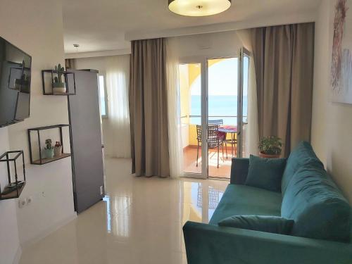 Heated swimming pool, stunning sea view terrace a7,