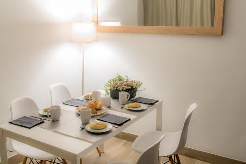 Apartamentos Campo Del Príncipe, Granada – Updated 2022 Prices