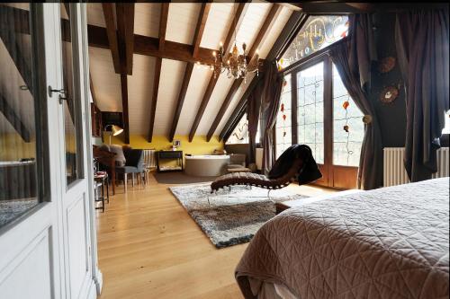 Гостиная зона в Hotel Villa de Torla