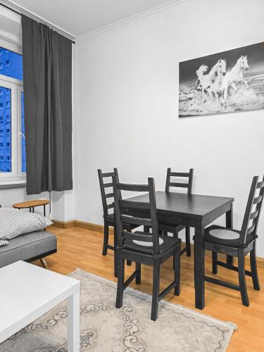 Near Taborstrasse 2Bedrooms for 4