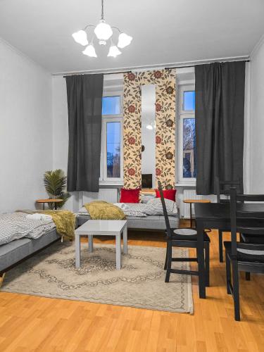 Near Taborstrasse 2Bedrooms for 4