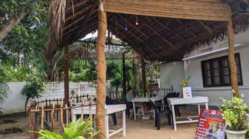 Κήπος έξω από το Chill hut home stay